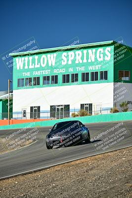 media/Oct-18-2025-Extreme Speed (Sat) [[d6d7e1fef1]]/Group 5/Session 1 (Turn 4)/